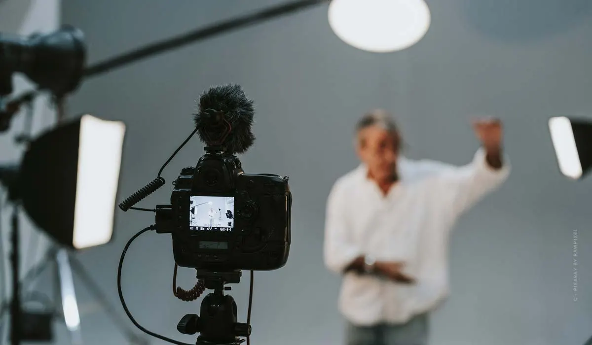 Studio photo Cologne - recommandations pour votre séance photo : portrait, mode, photographie de produits & Co.