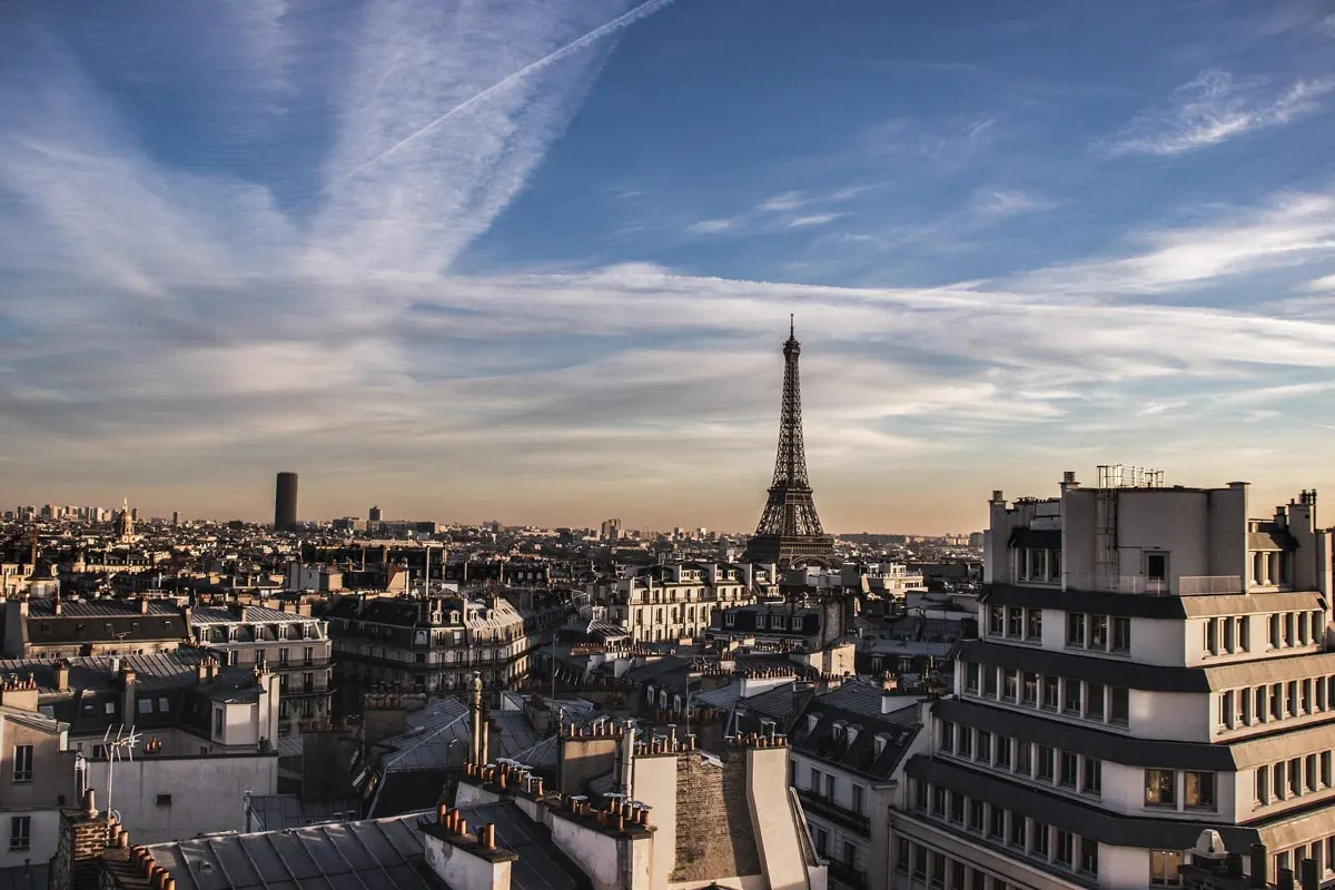 Les 11 meilleurs rooftops de Paris à tester cet été