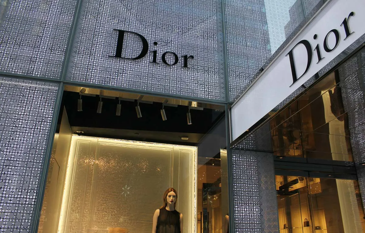 Entretien avec Christian Dior : Un regard sur l'héritage de la Haute Couture