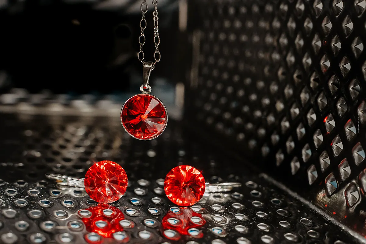 Achetez Ruby : Valeur, couleur, bijoux et caractéristiques de qualité - Capital Investment Gemstone