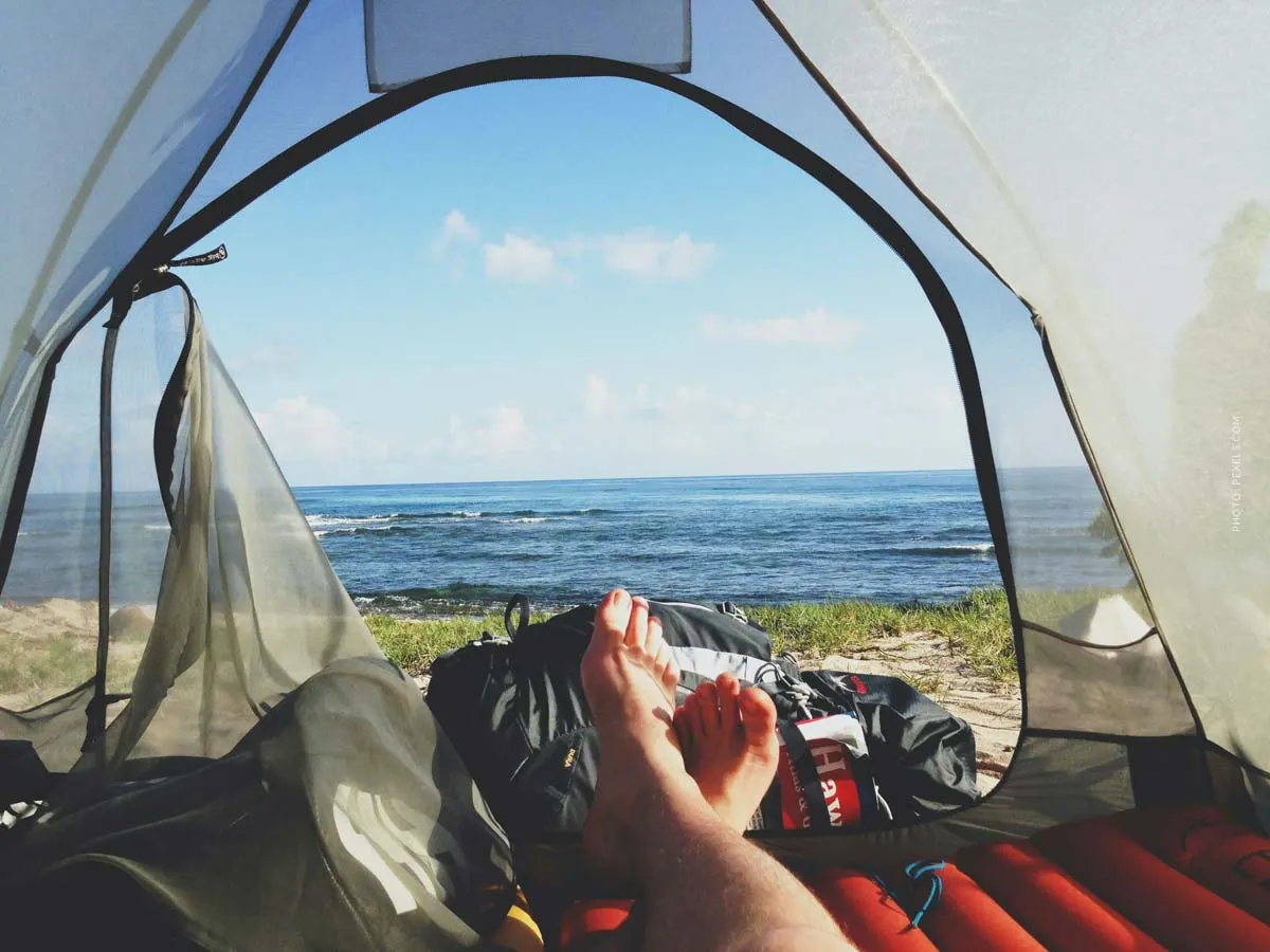 Tente de toit iKamper : camping détendu par tous les temps