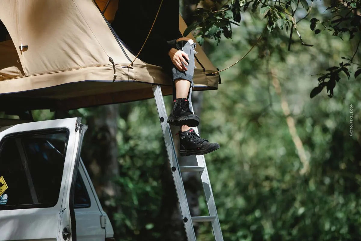 Tente de toit Darche : un équipement robuste pour ton aventure en camping