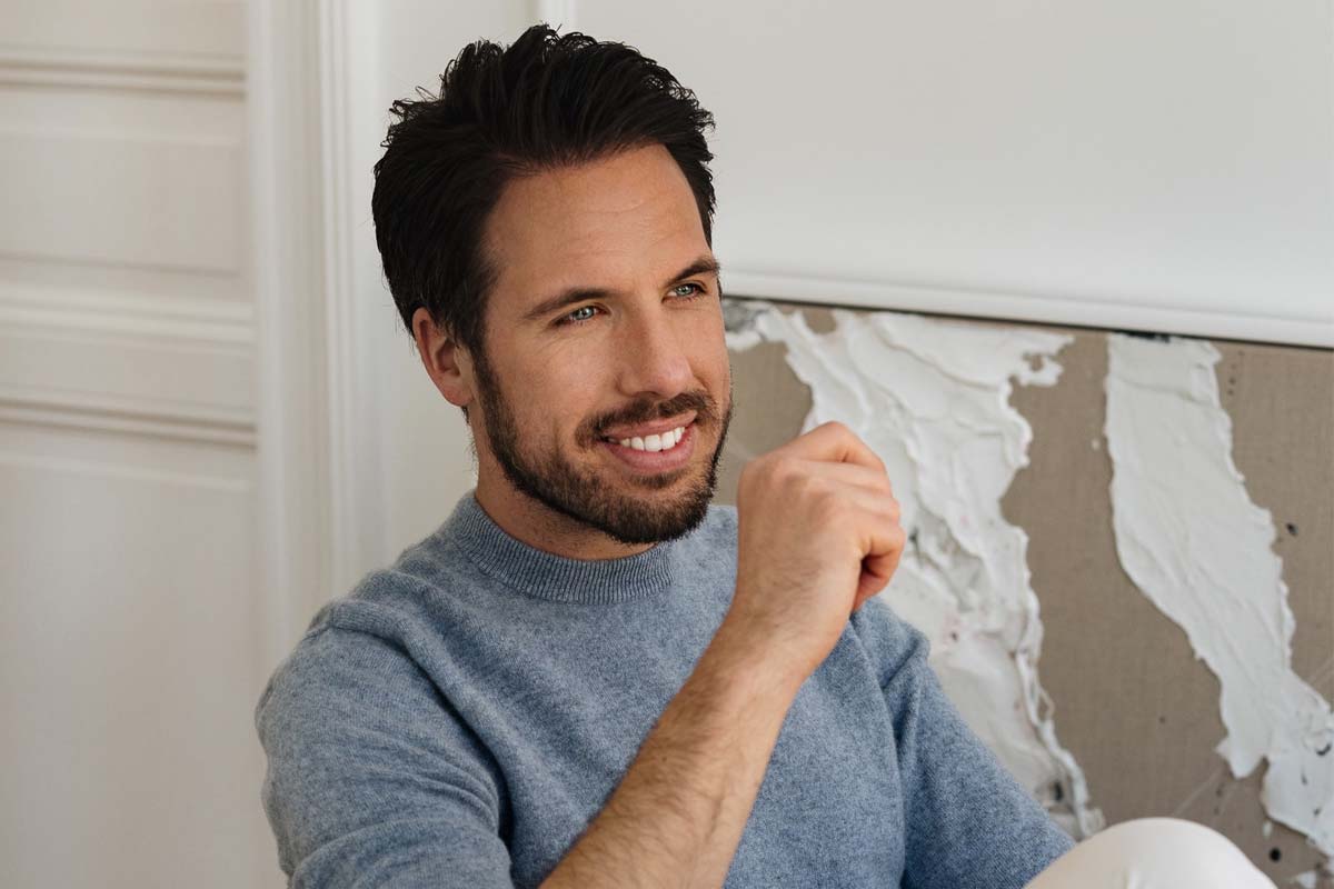 Interview avec Sebastian Schmidt : Designer polyvalent, Instagram et cuisine – L’homme moderne