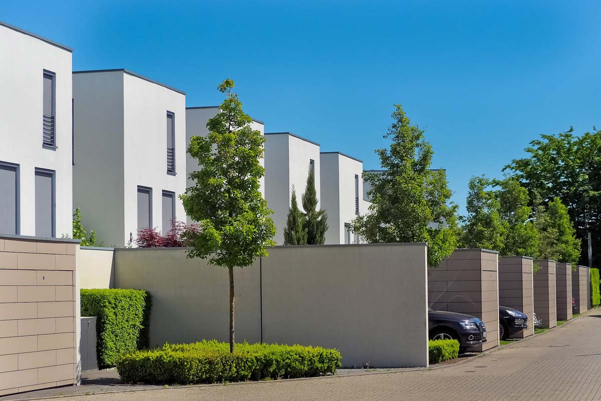 Valeur foncière de référence vs. valeur de marché : ce que les investisseurs doivent vraiment savoir sur l'immobilier