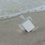 parfum-fragrance-flacon-blanc-empty-beach-test-used