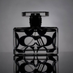 parfum-fragrance-flacon-stylish-design-black-jeremy-fragrance-secret-new