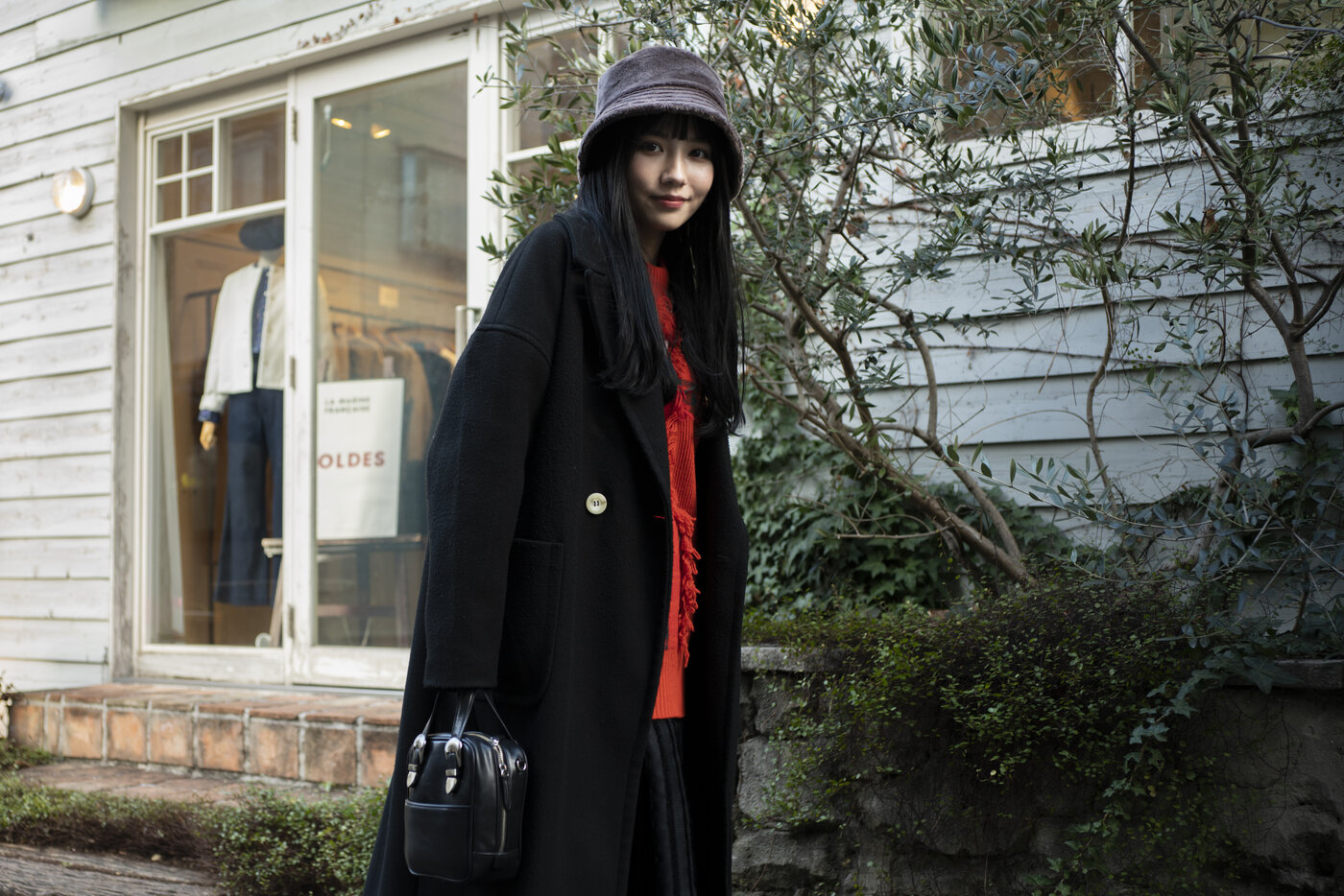 Bucket Hat tragen: Styling-Tipps für Damen & Herren