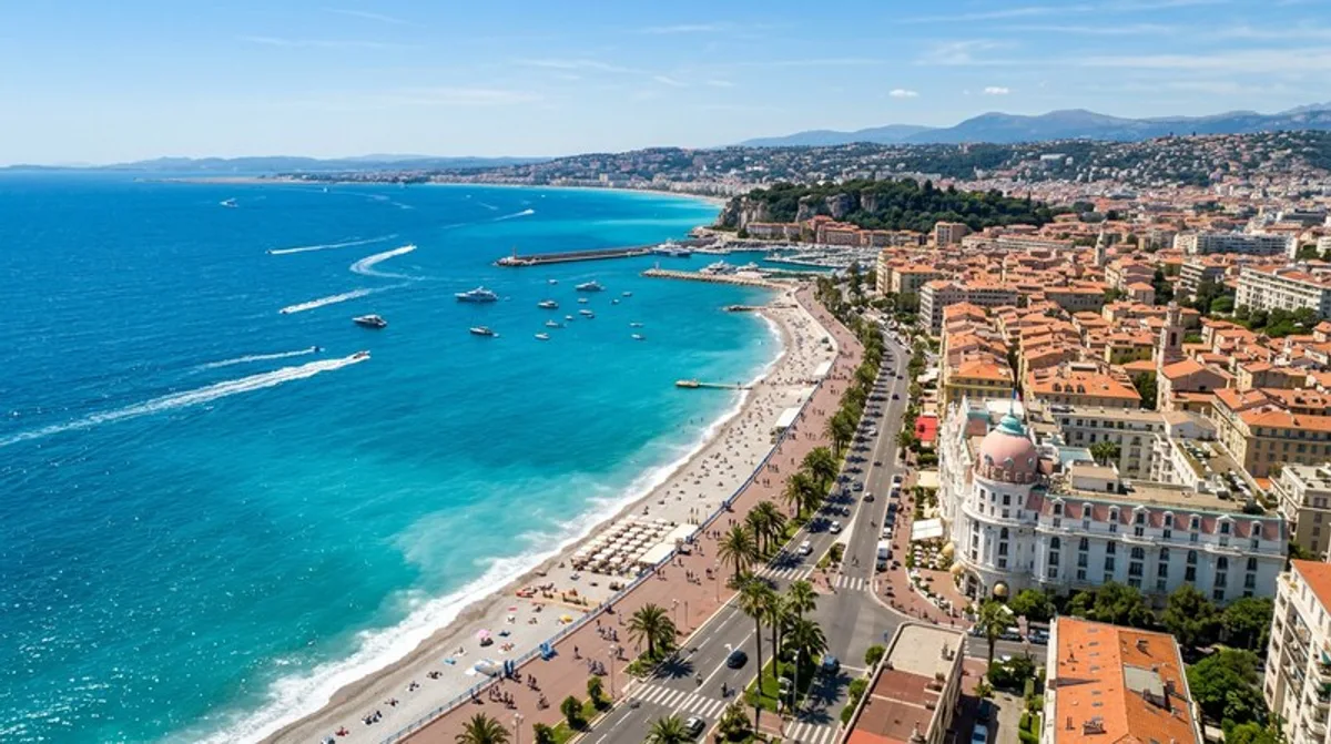 Nizza Promenade des Anglais - Ankunft per Privatjet an der Cote dAzur