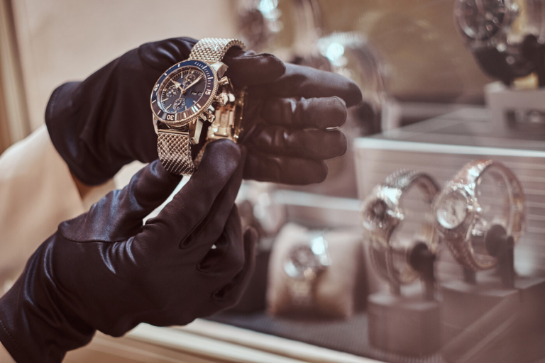 Rolex Submariner : Prix, modèles & conseils d'achat